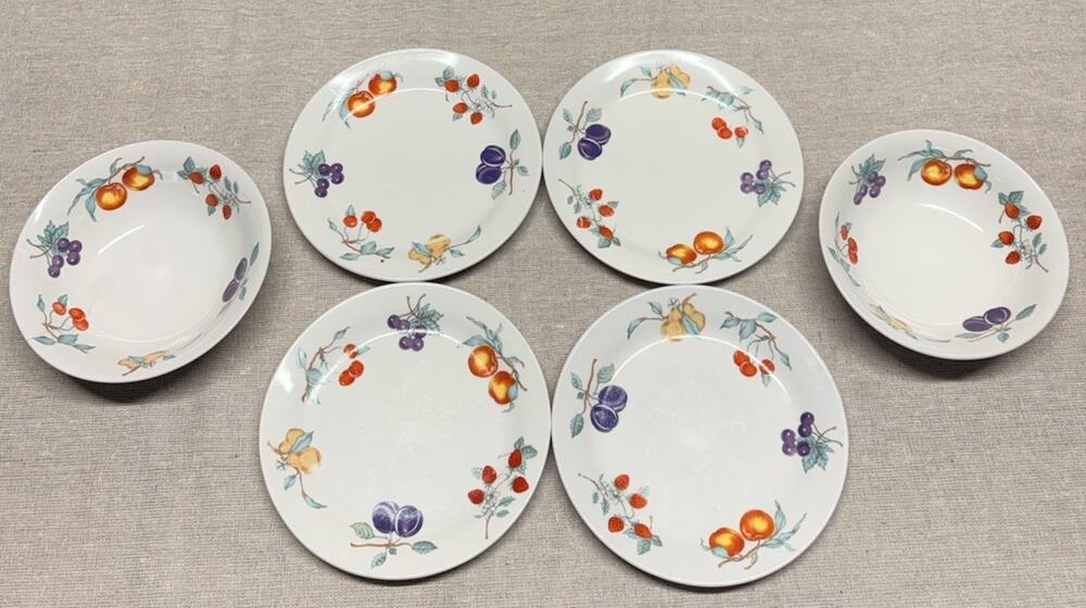VTG Tabletop Unlimited Dulcie Fruit Pattern Ceramic Dinerwear Set Of 6